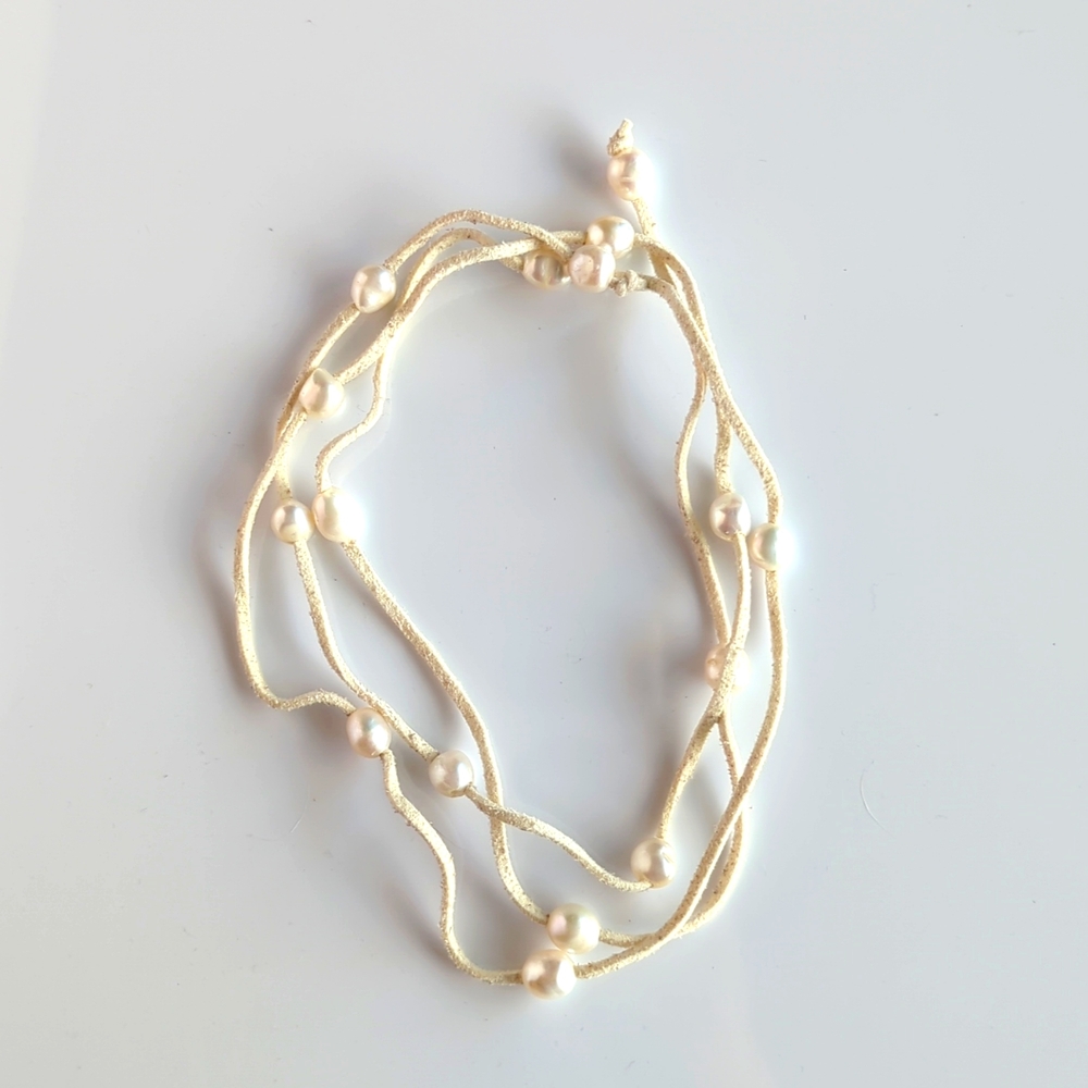 Handmade Natural Pearl Lanyard with Cream Suede Strand